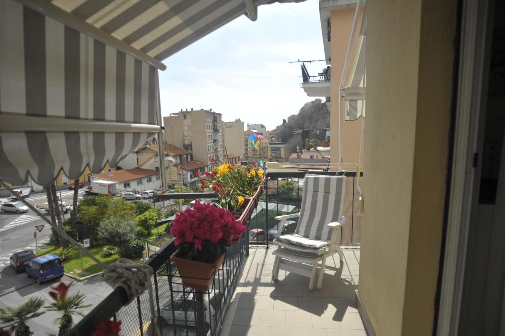 Casa Carina Centro Citta Con Garage Privato Apartamento Sanremo Exterior foto