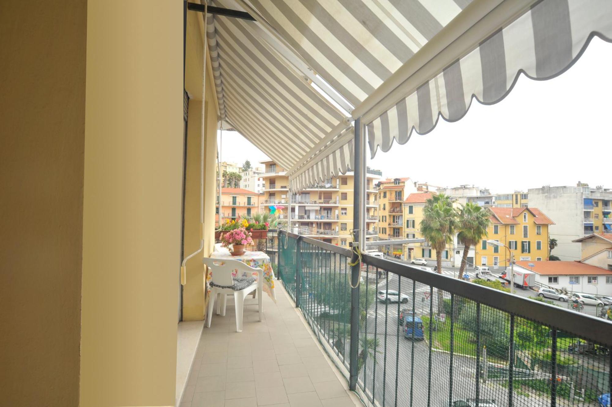 Casa Carina Centro Citta Con Garage Privato Apartamento Sanremo Exterior foto
